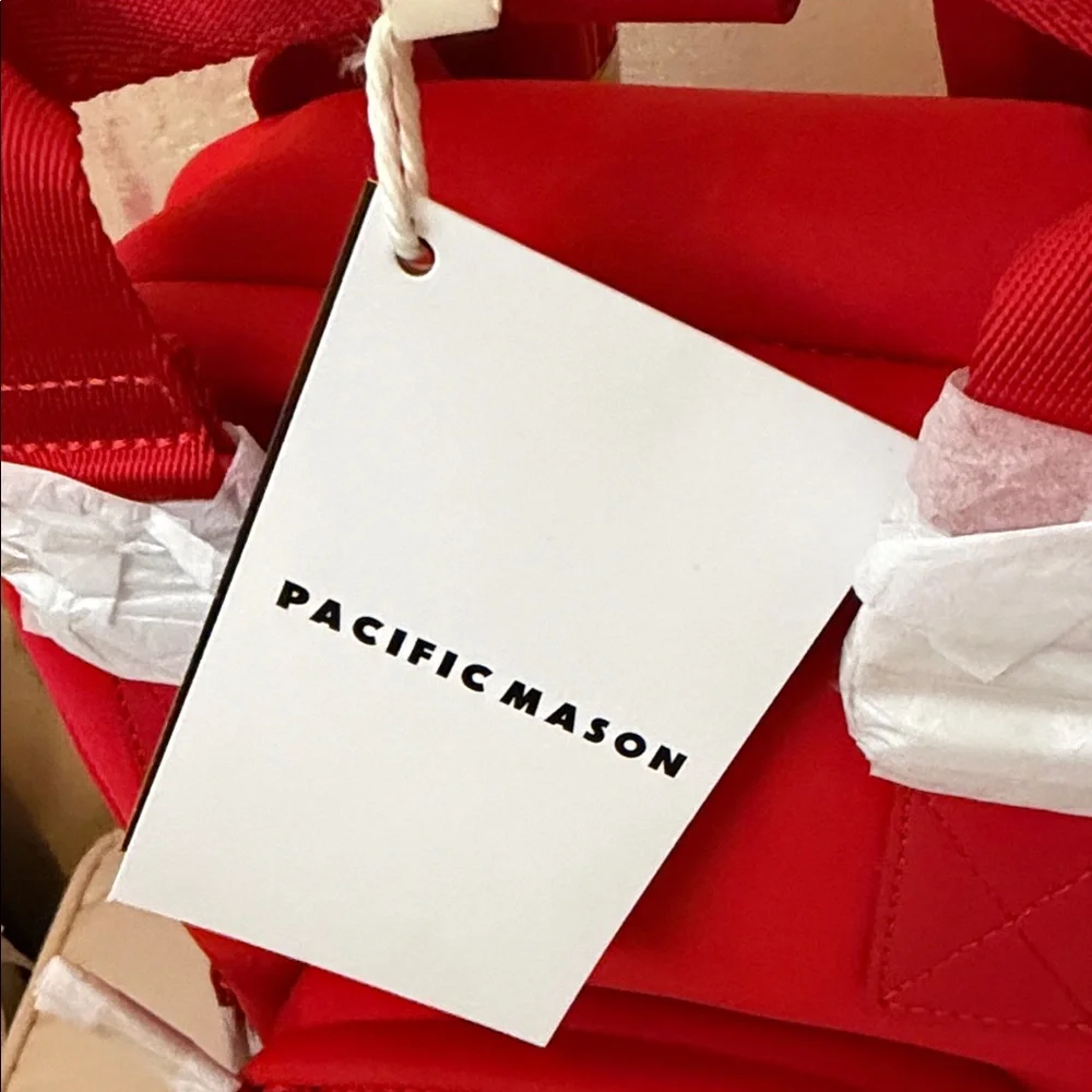 Pacific Mason compact neoprene